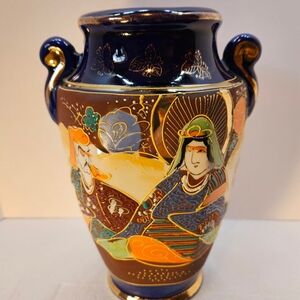 Japanese Satsuma Style Moriage Vase